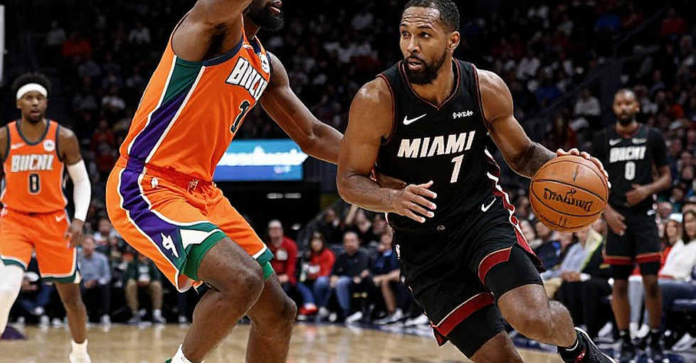 Cú trượt cửa hai giờ: Cam Payne, Beşiktaş và khoảng trống Mike James để lại